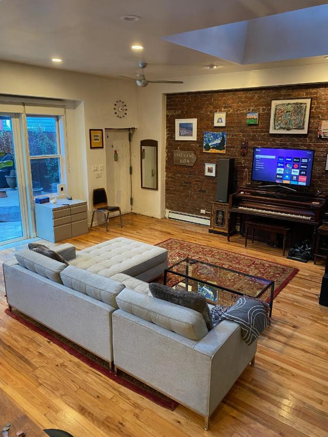 Carriage House Williamsburg Brooklyn Nyc Huge Studio Appartamento